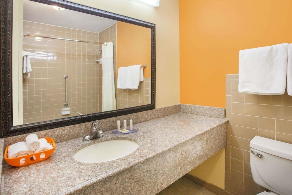 Photo of Bathroom in Alma