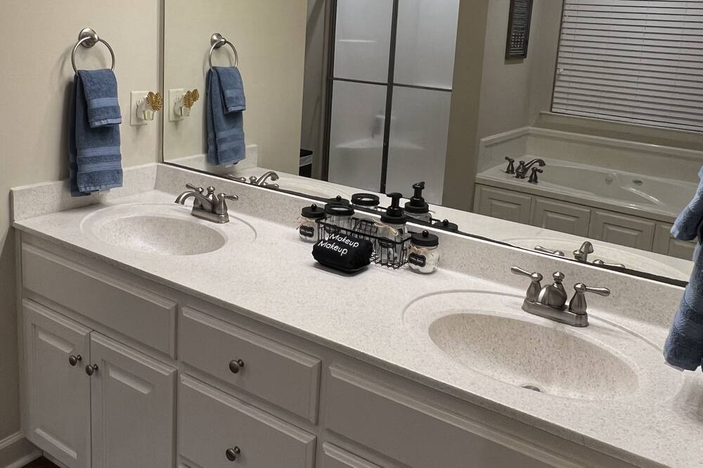 Photo of Bathroom in Conway