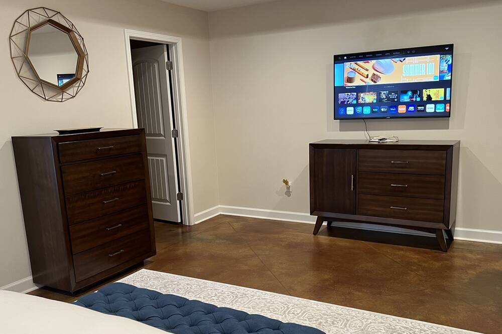 Photo of Bedroom in Conway