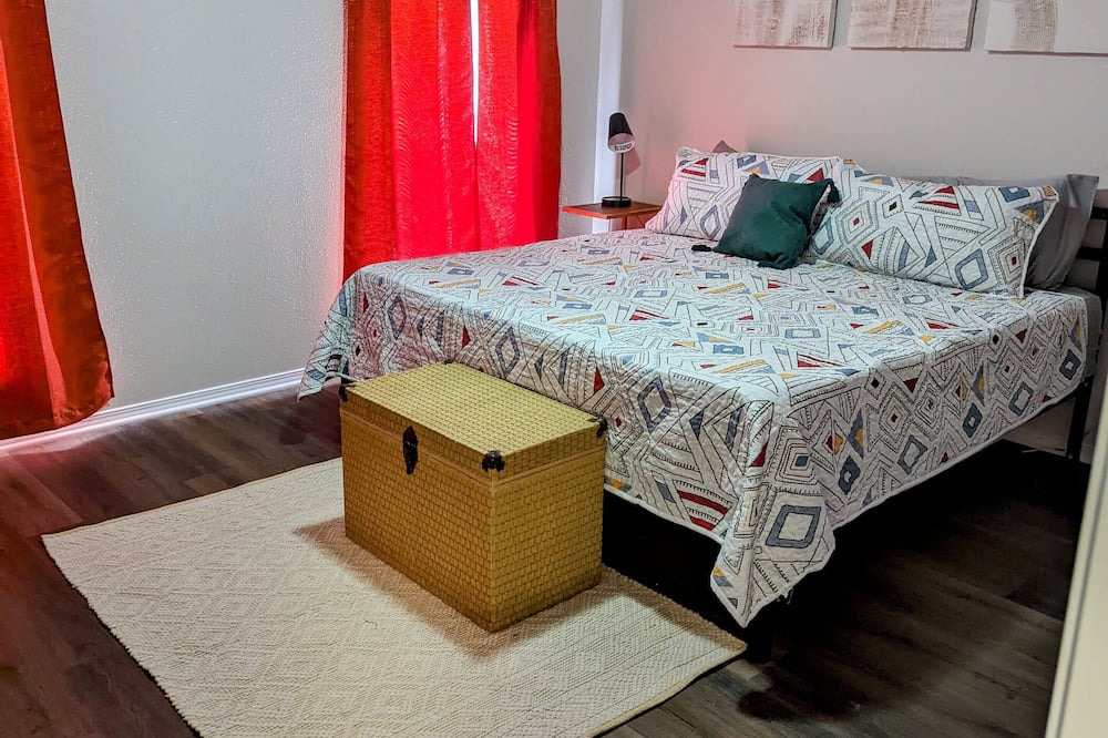 Photo of Bedroom in Shreveport