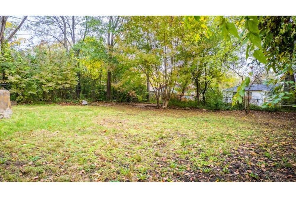 Photo of Outdoor in Capital View
