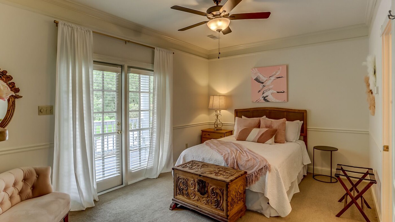 Photo of Bedroom in Nesbit