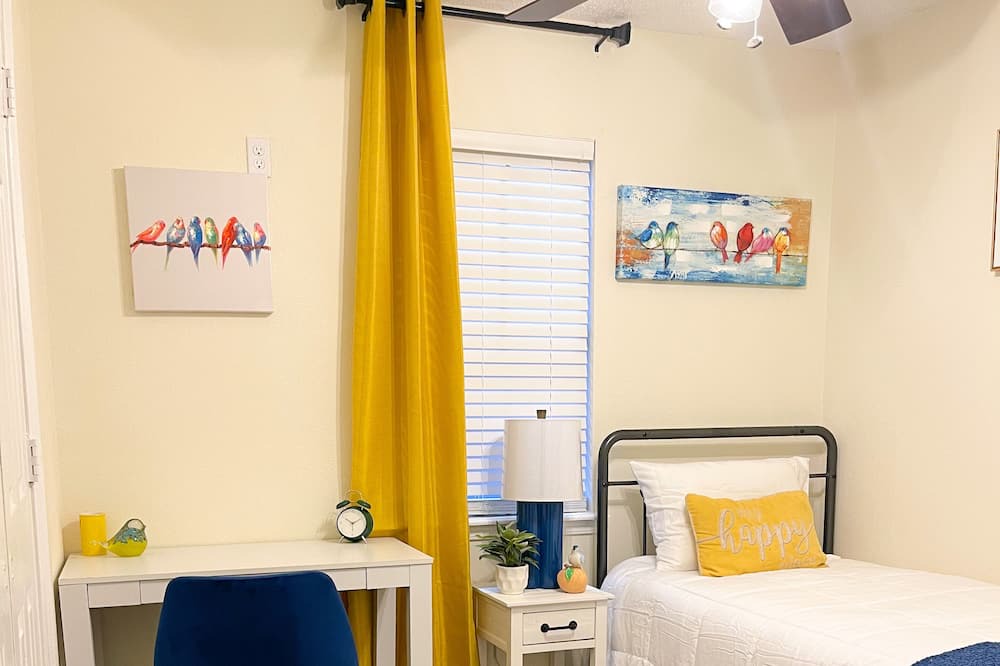 Photo of Bedroom in Wright