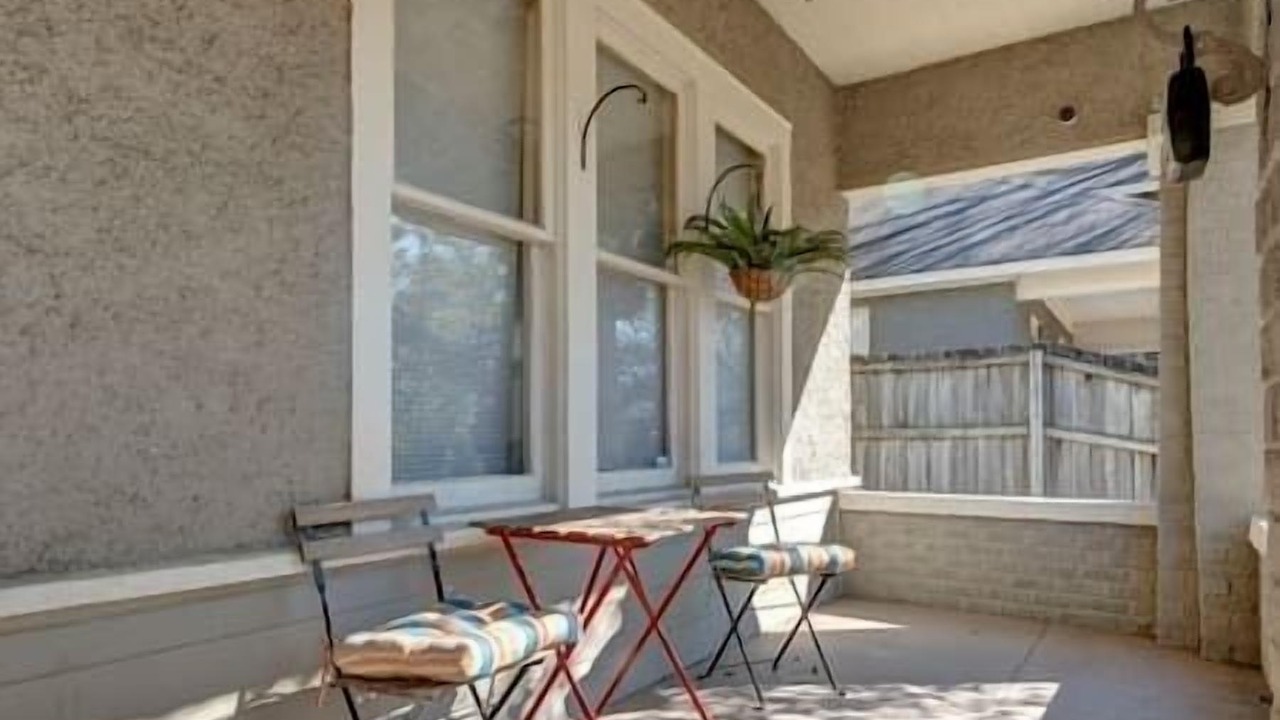 Photo of Patio Balcony in Vollintine-Evergreen