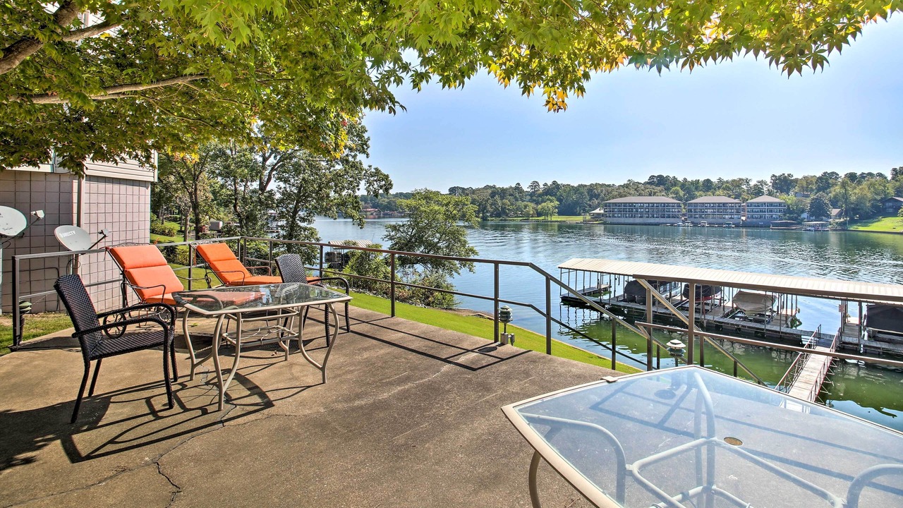 Photo of Others in Lake Hamilton