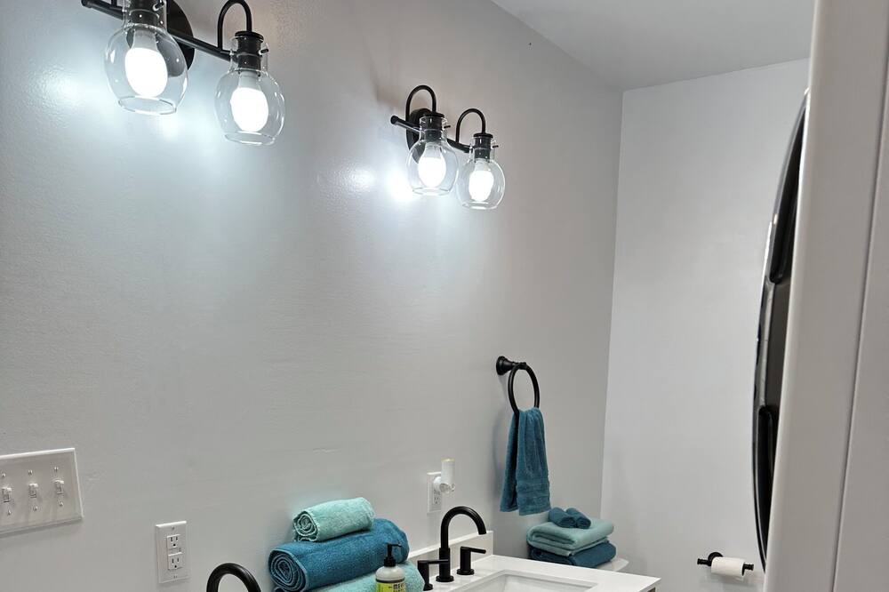 Photo of Bathroom in Waverly
