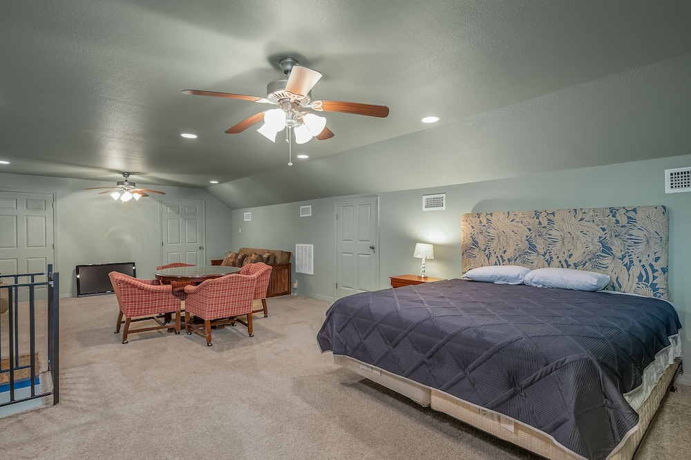 Photo of Bedroom in Homer