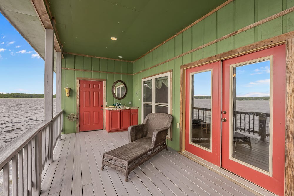 Photo of Patio Balcony in Homer