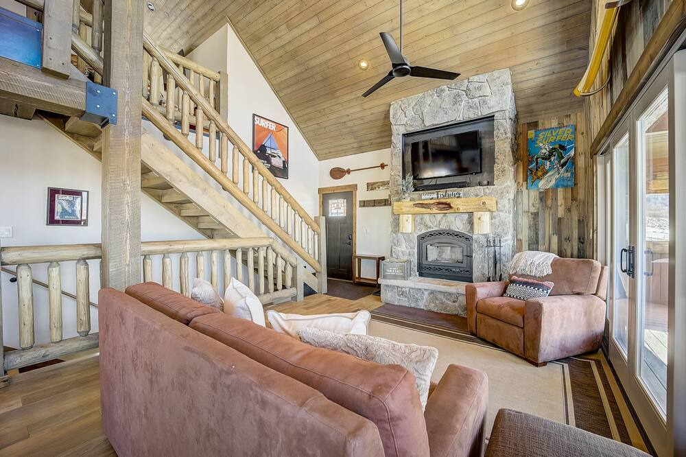 Photo of Livingroom in Kamas