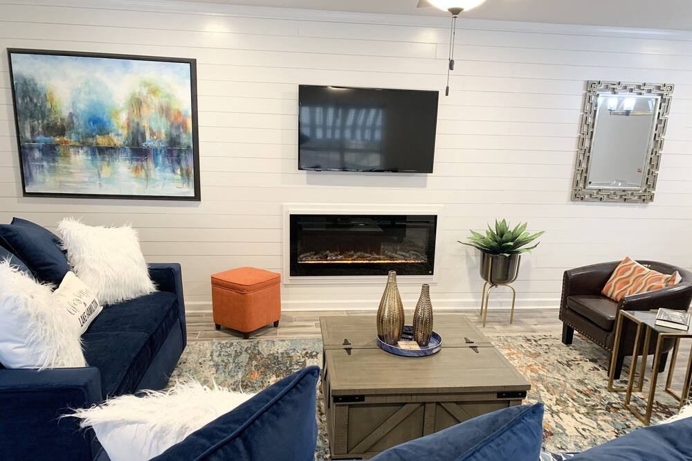 Photo of Livingroom in Rockwell