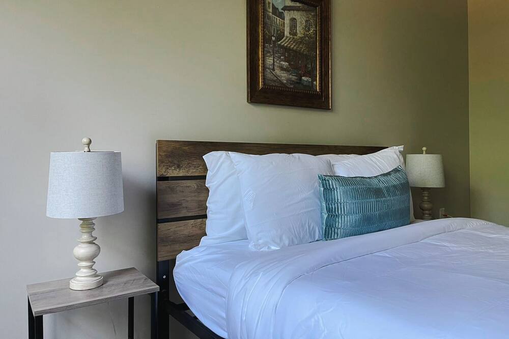 Photo of Bedroom in Ferndale