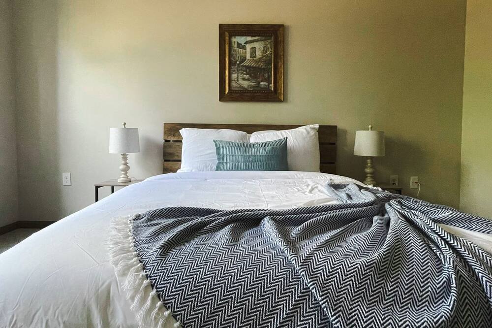 Photo of Bedroom in Ferndale