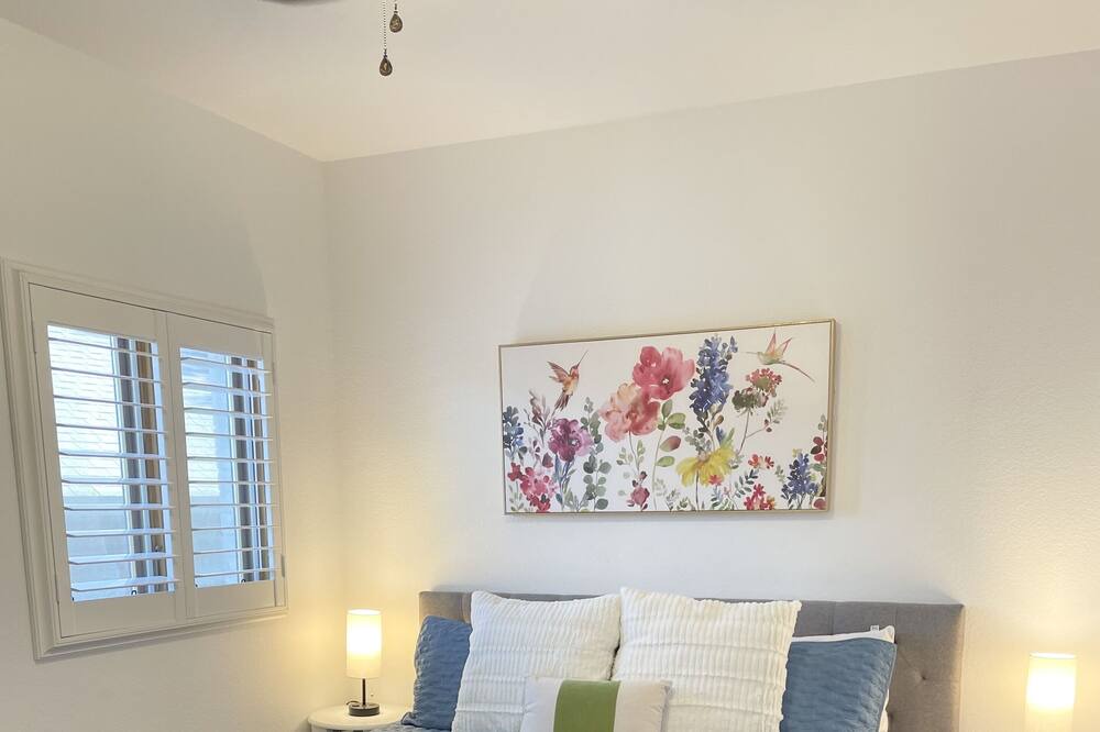 Photo of Bedroom in Piney