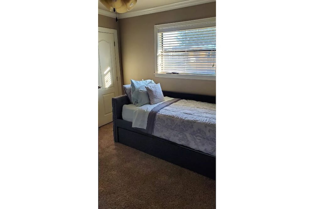 Photo of Bedroom in Bossier City