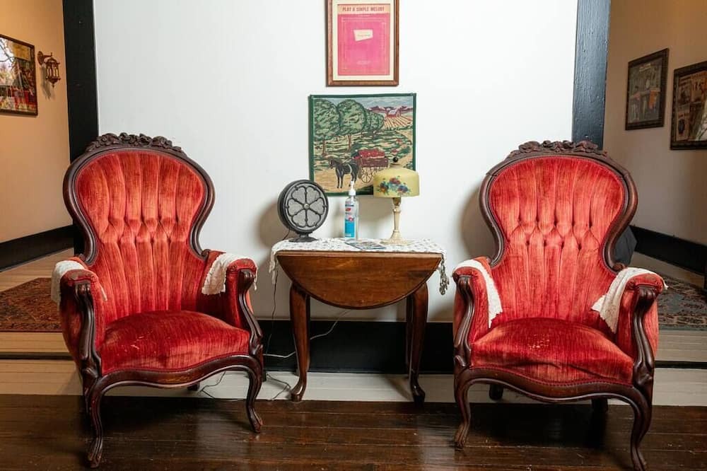 Photo of Livingroom in Chester
