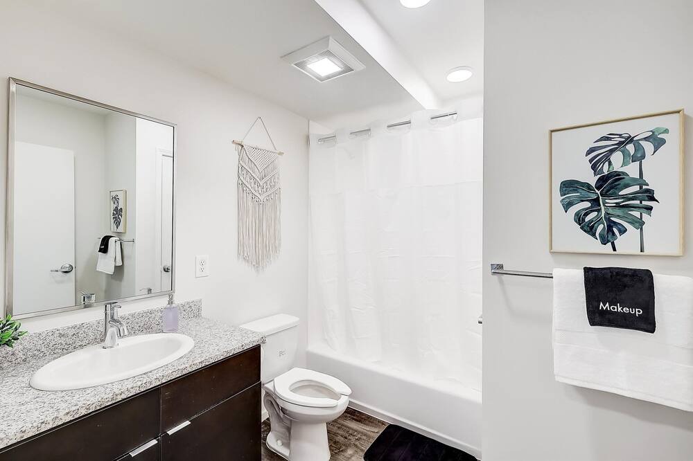 Photo of Bathroom in Hillsboro West End