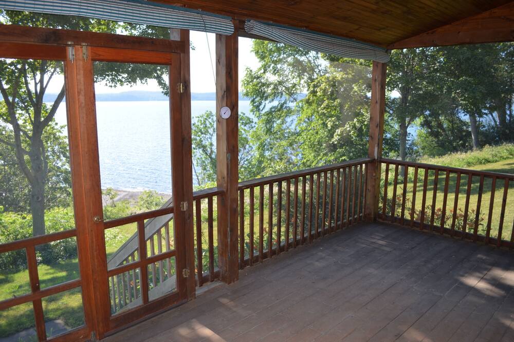 Photo of Patio Balcony in Grand Isle County