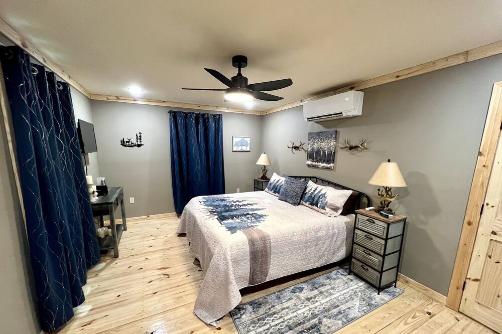 Photo of Bedroom in Mountain View