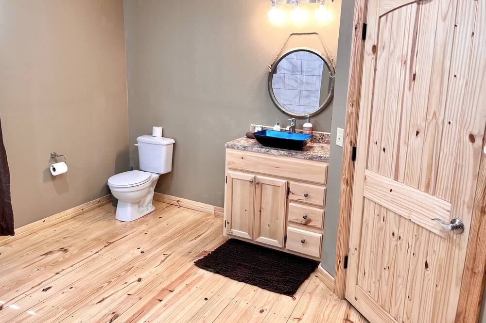 Photo of Bathroom in Mountain View