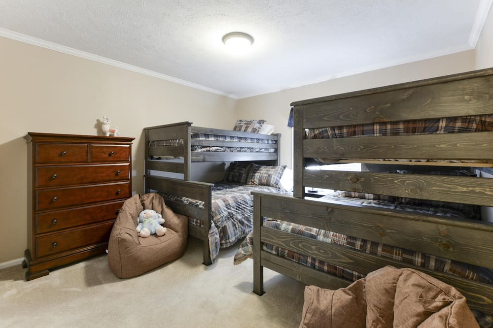 Photo of Bedroom in Omaha
