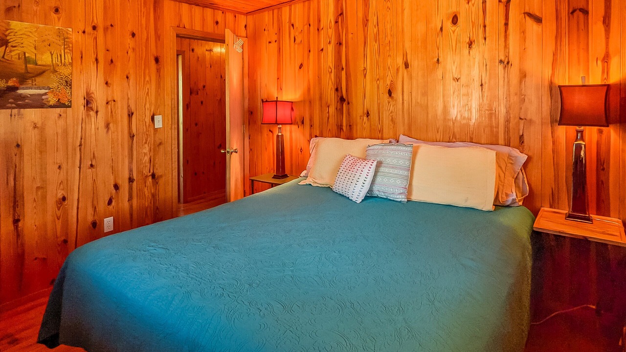 Photo of Bedroom in Mountain View