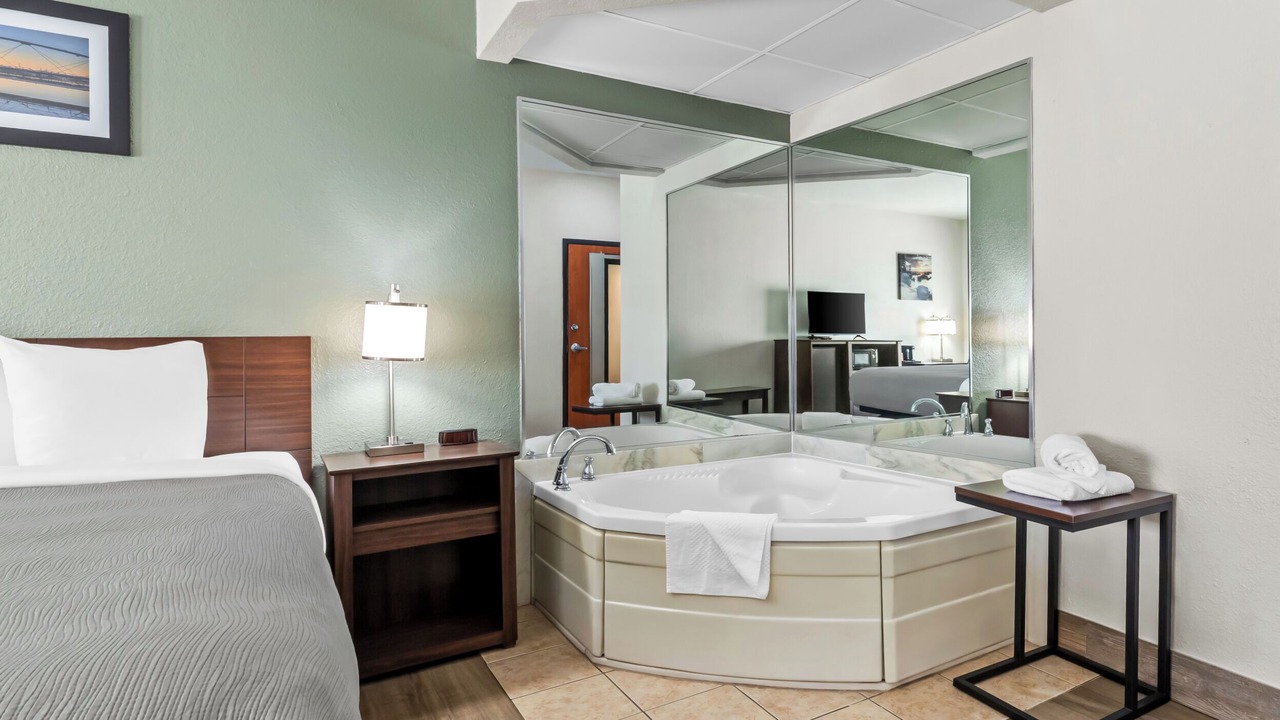 Photo of Bedroom in Tahlequah
