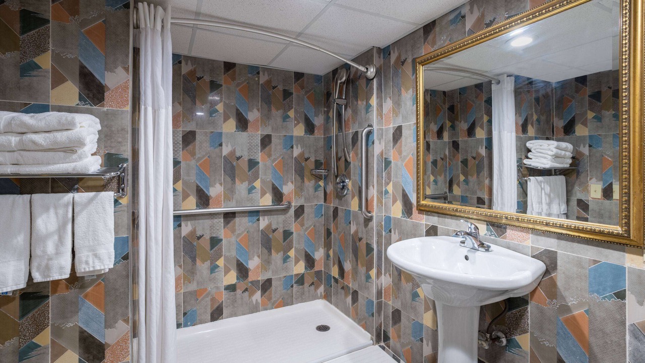 Photo of Bathroom in North Bergen