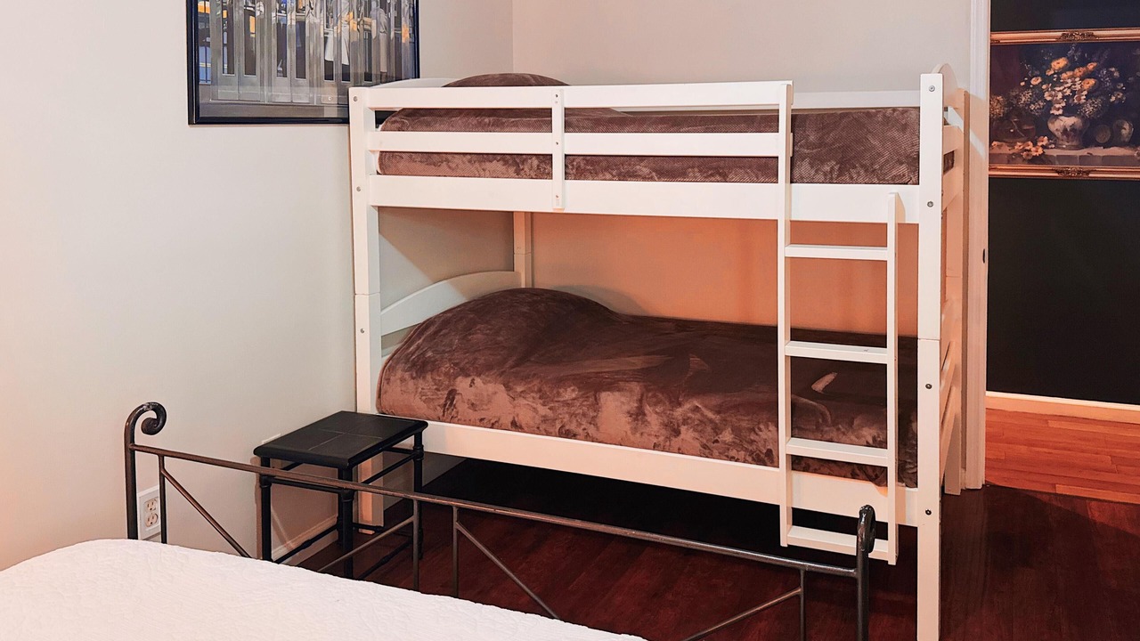 Photo of Bedroom in Union City