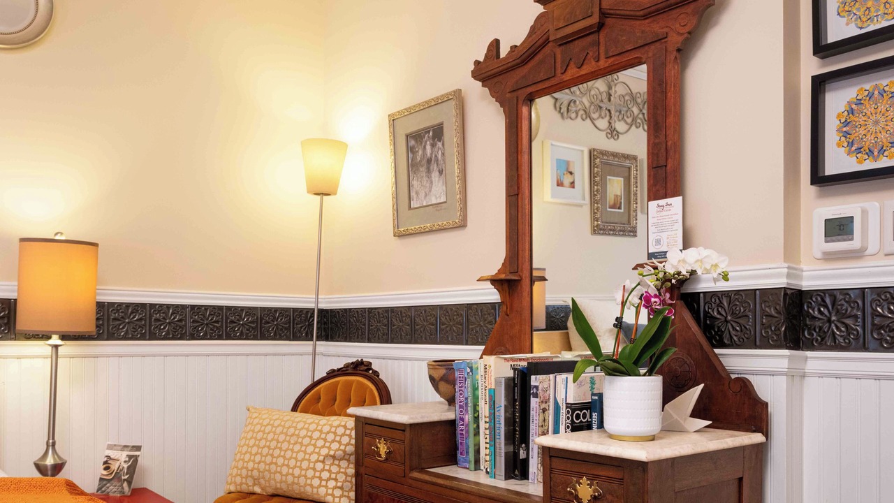 Photo of Bedroom in Parkville