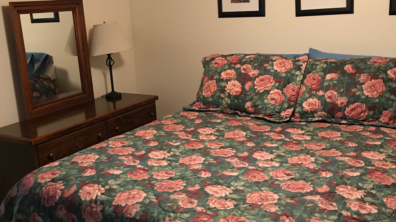 Photo of Bedroom in Sunset Cove