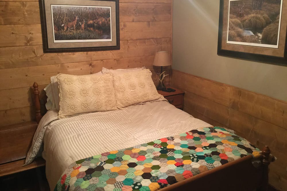 Photo of Bedroom in Monroe