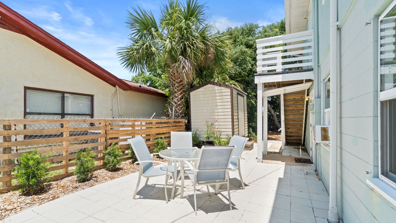 Photo of Patio Balcony in Laguna Beach Estates