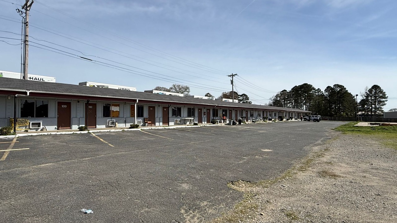 Photo of Outdoor in Benton