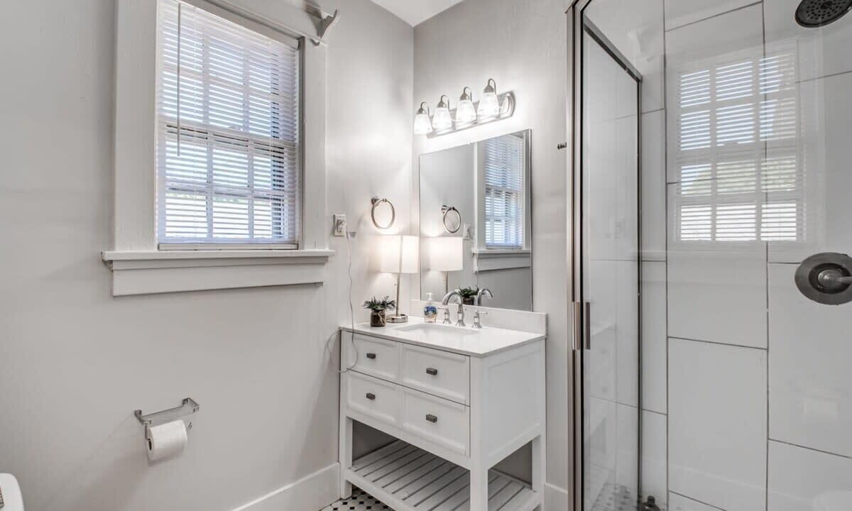 Photo of Bathroom in Vollintine-Evergreen
