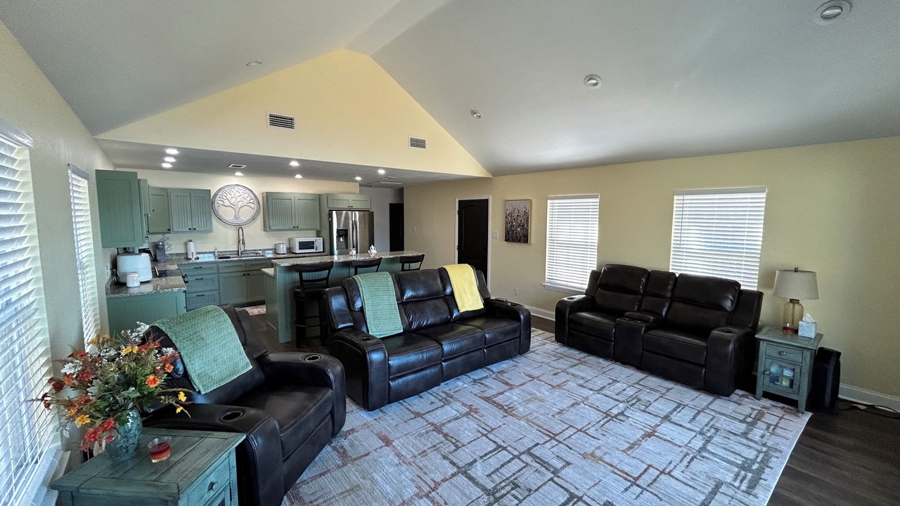 Photo of Livingroom in Perryville