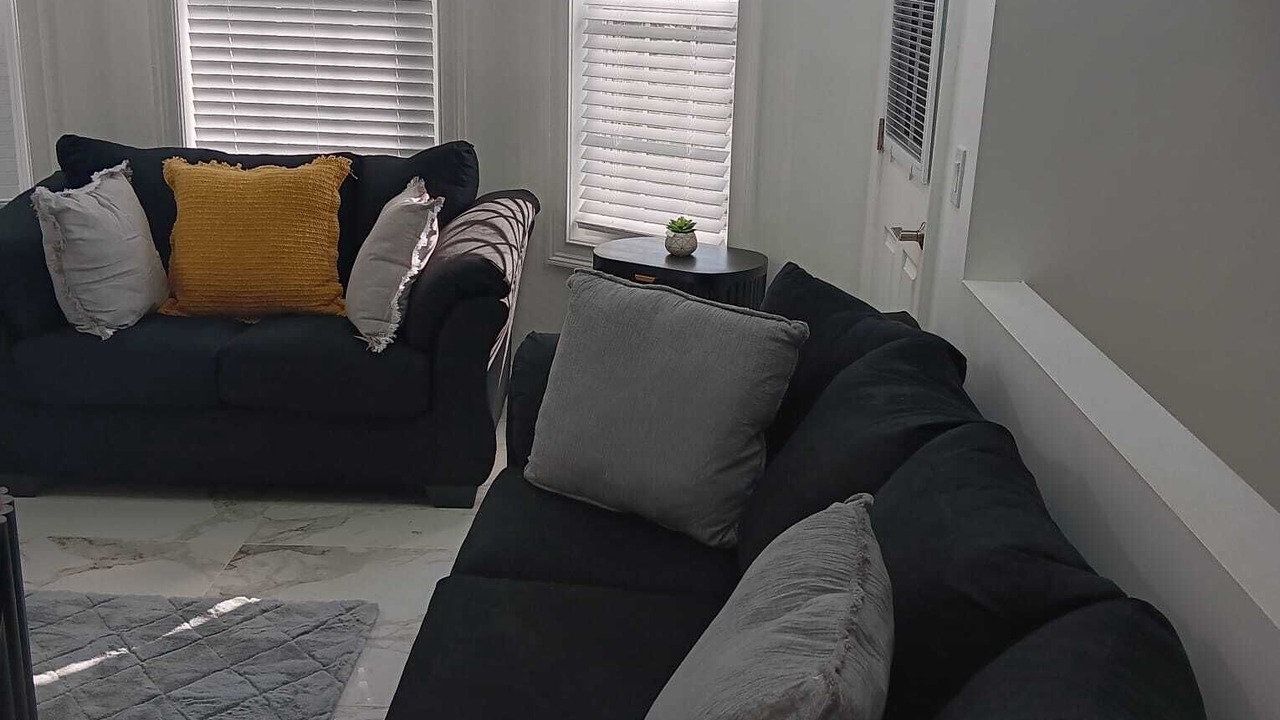 Photo of Livingroom in Constable Hook