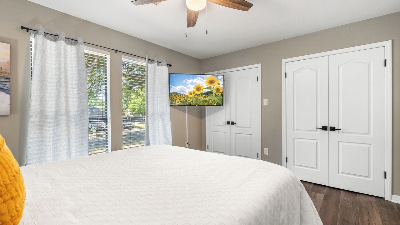 Photo of Bedroom in Conway