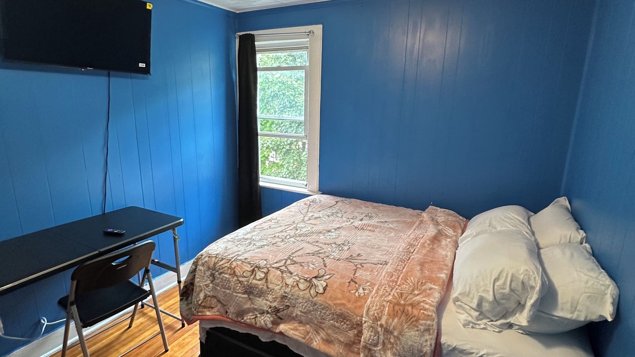 Photo of Bedroom in Irvington