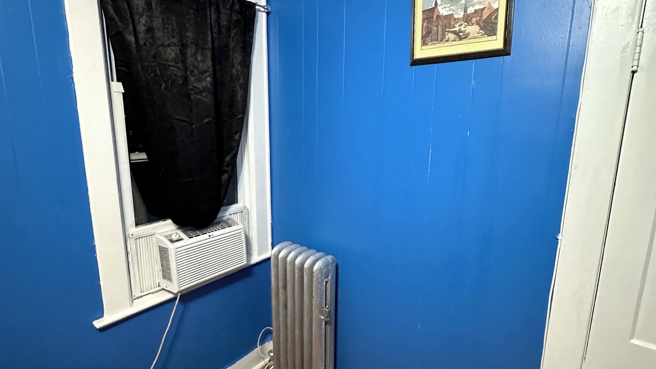 Photo of Bedroom in Irvington