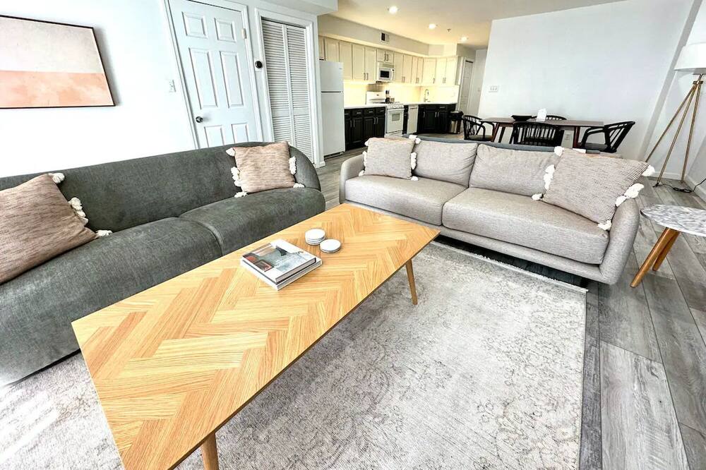 Photo of Livingroom in Union City