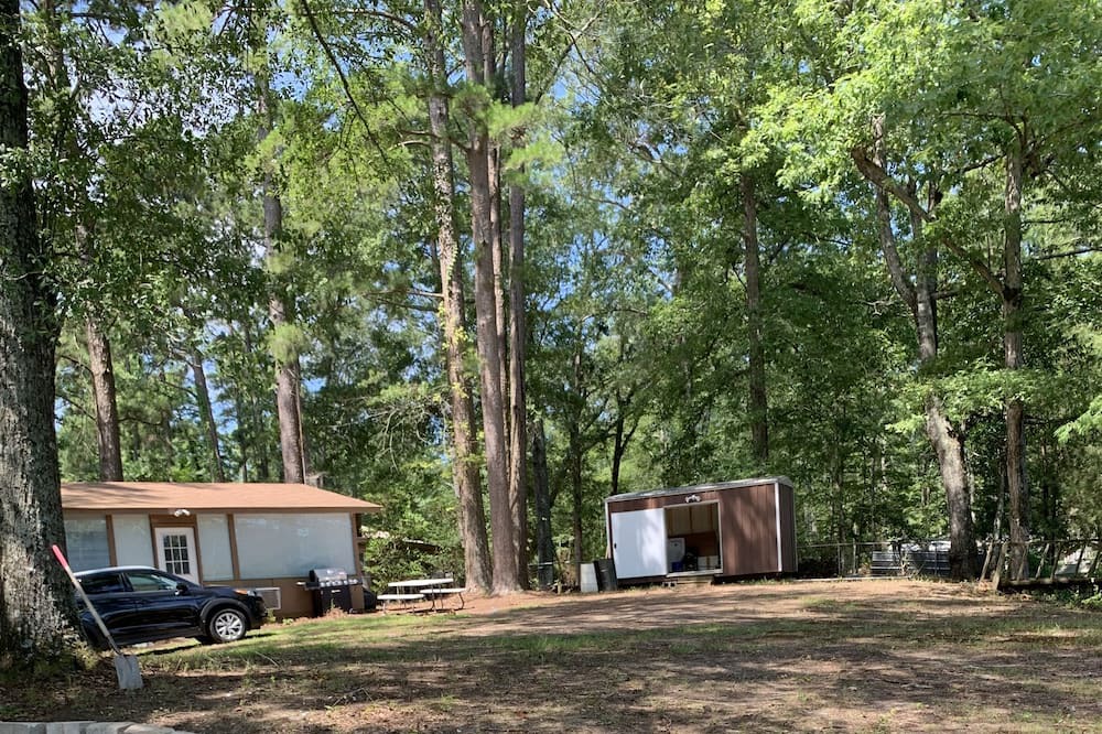 Photo of Outdoor in Bernice