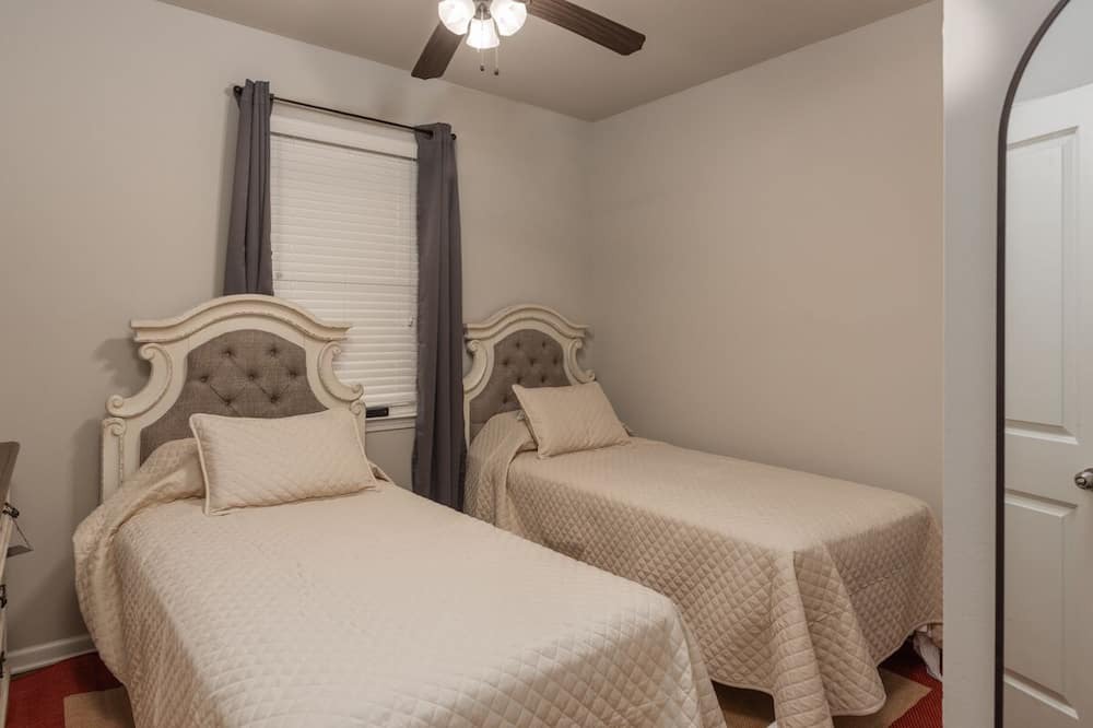Photo of Bedroom in Starkville