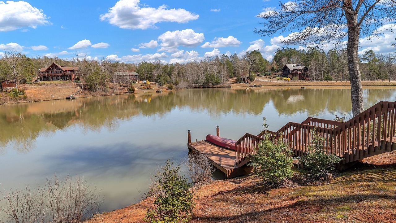 Photo of Outdoor in Laurel Lakes