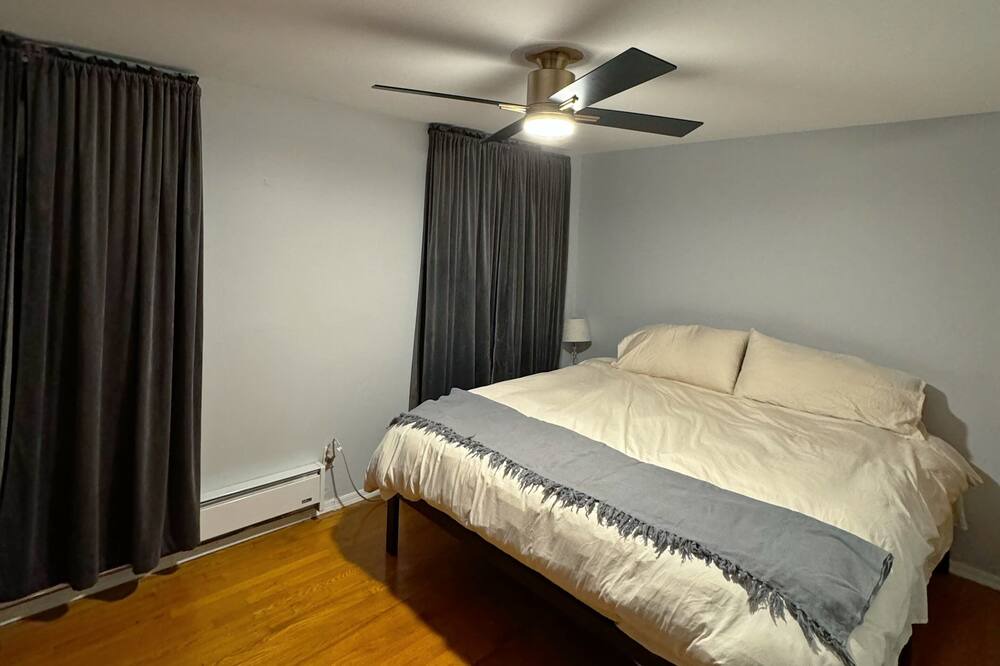 Photo of Bedroom in Historic Downtown