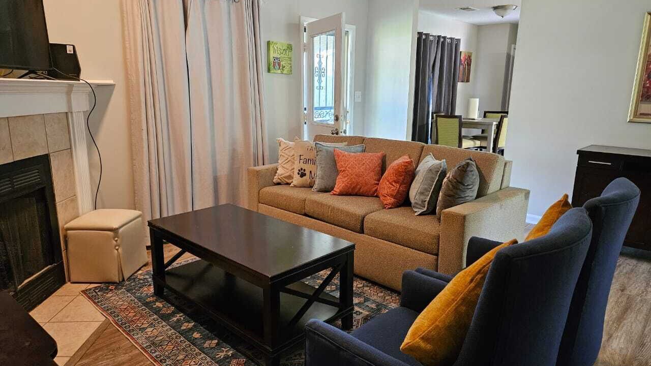 Photo of Livingroom in Raleigh