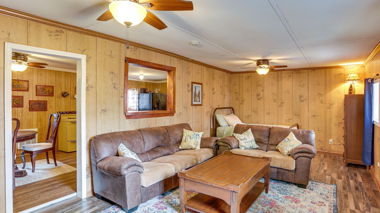 Photo of Livingroom in Parsons