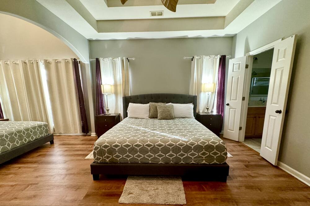 Photo of Bedroom in Southaven
