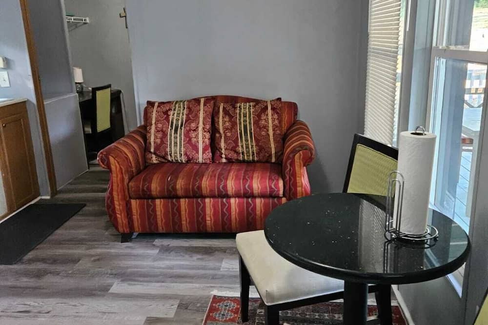 Photo of Livingroom in Raleigh
