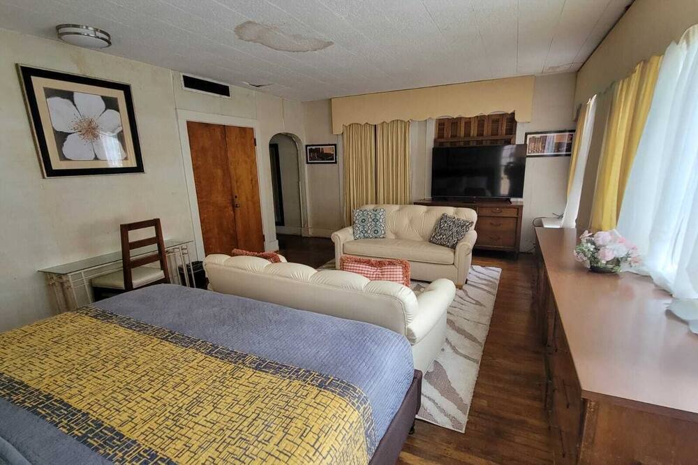 Photo of Bedroom in Raleigh