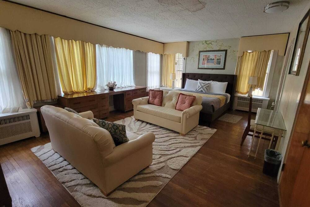 Photo of Livingroom in Raleigh
